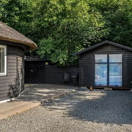 Adrienne - 35km From The Sea By Interhome