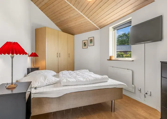 Adrienne - 35km From The Sea By Interhome *