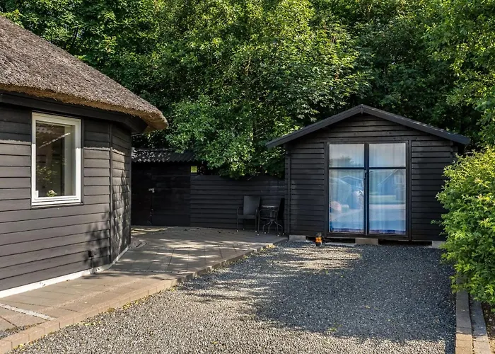 Adrienne - 35km From The Sea By Interhome